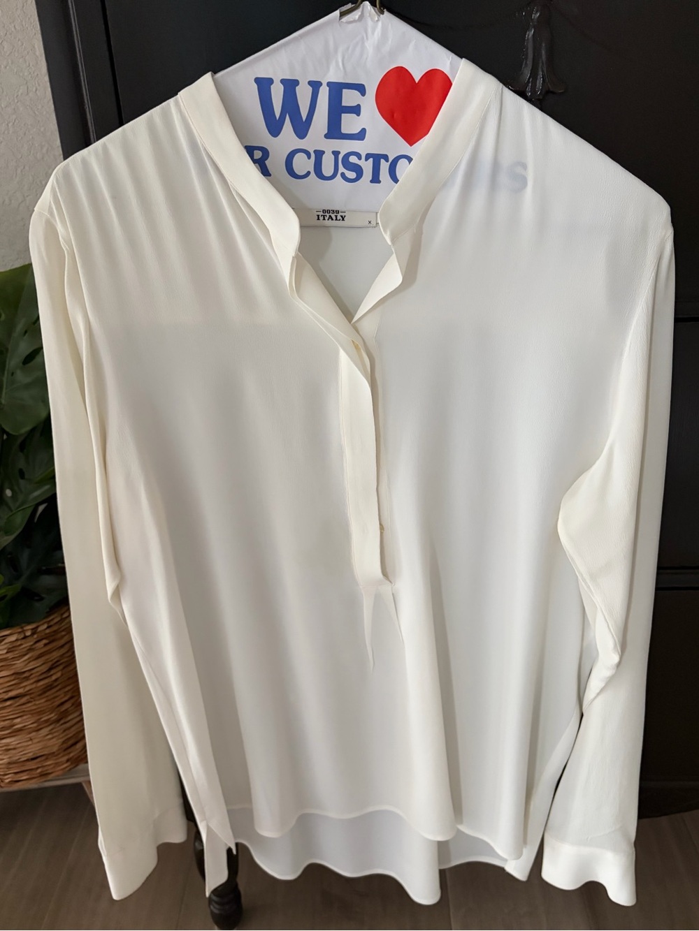 0039 Italy Cream Silk Viscose V-Neck Blouse Long Sleeve Medium Layer Piece